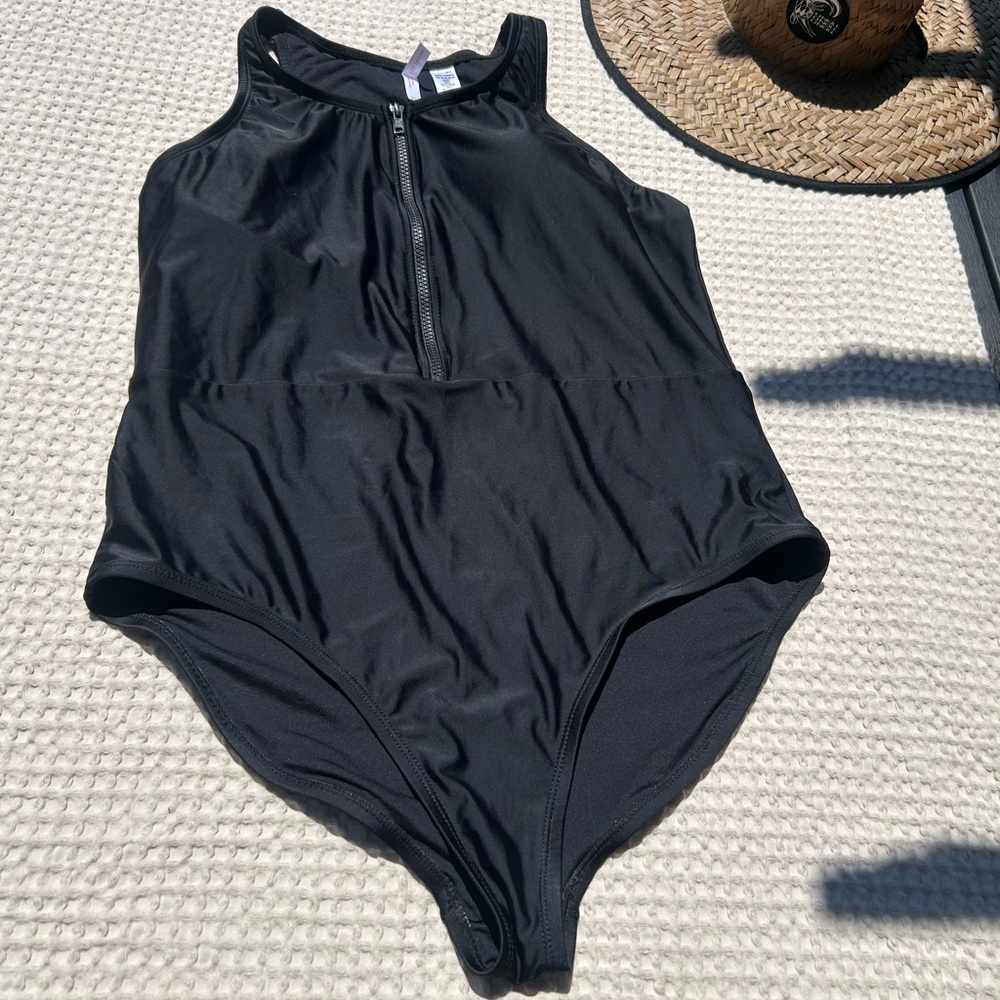Classic Black womans One Piece Swimsuit. 1/4 zip. Size XL.